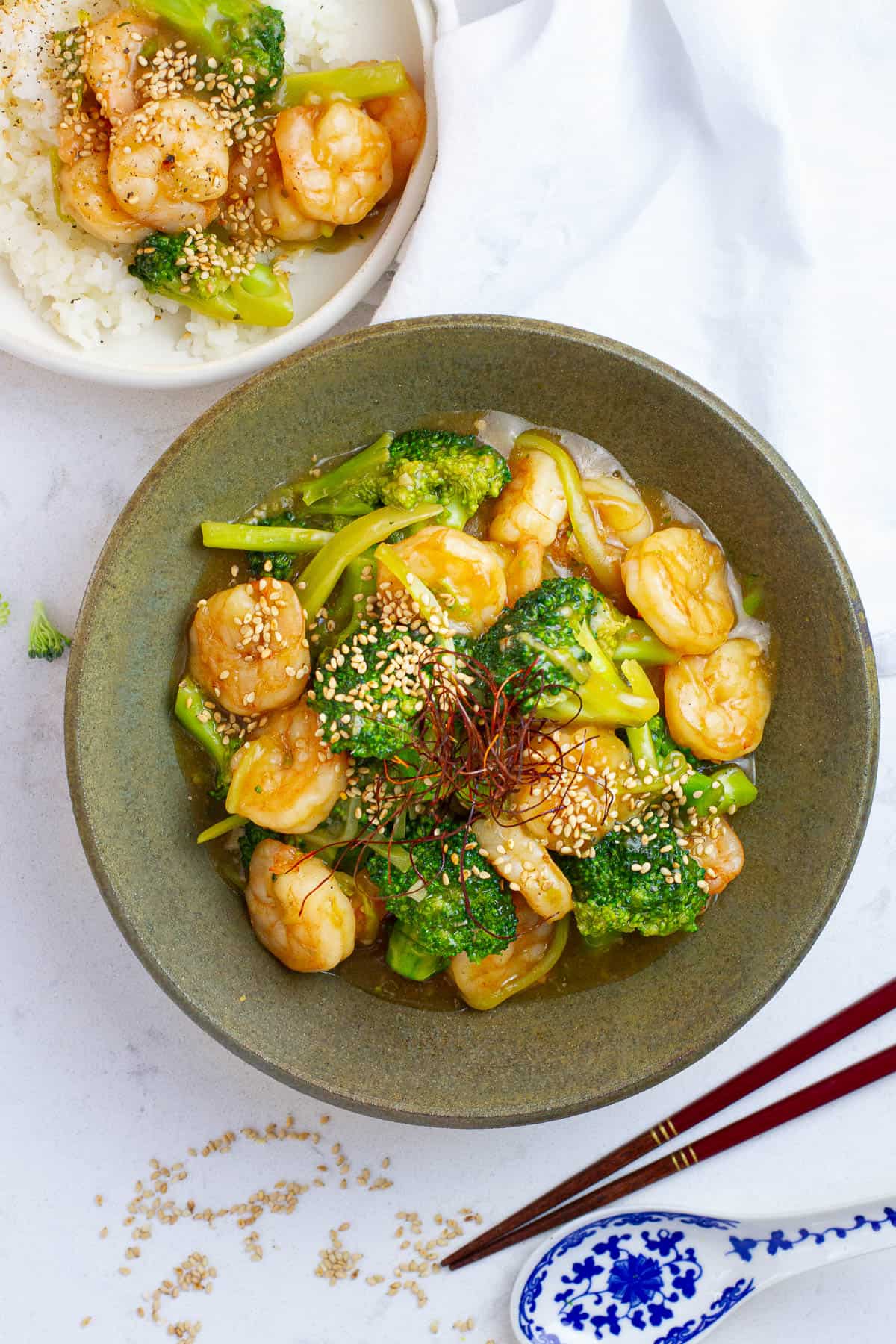 Top view of shrimp and broccoli.