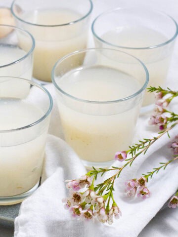 Lychee coconut jelly in glas cups.