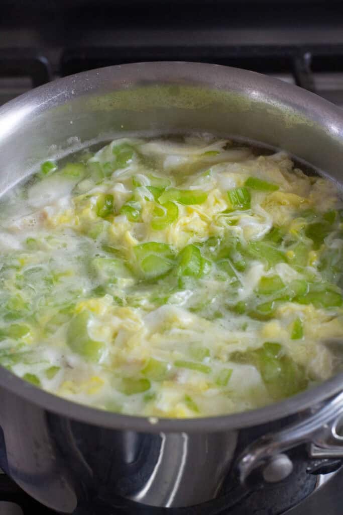 Cod egg soup in a saucepan.
