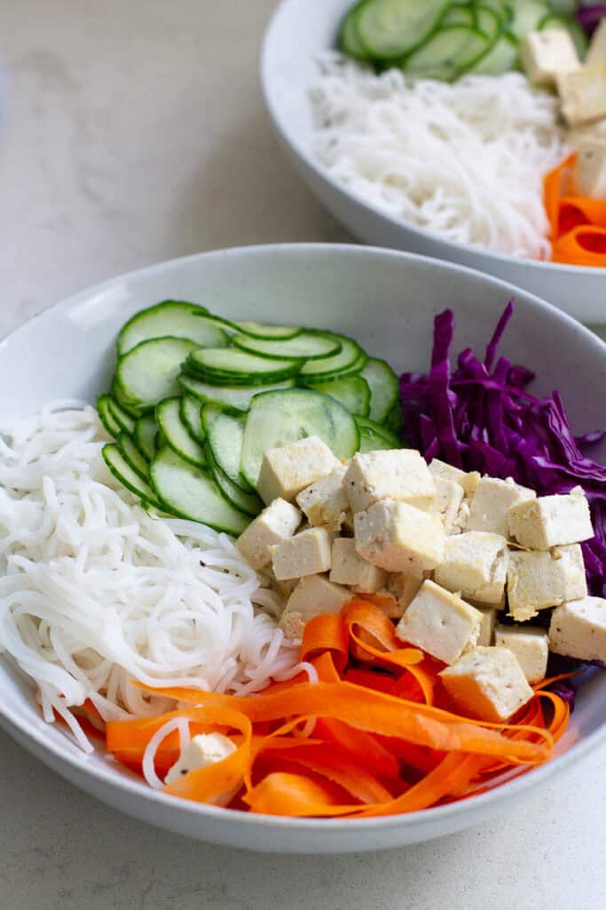 Spring bowl salad in two bowls.